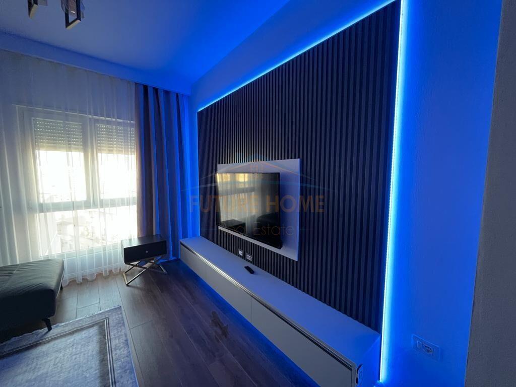 Qera, Apartament 1+1+Post Parkimi, Rruga e Barrikadave, Tira