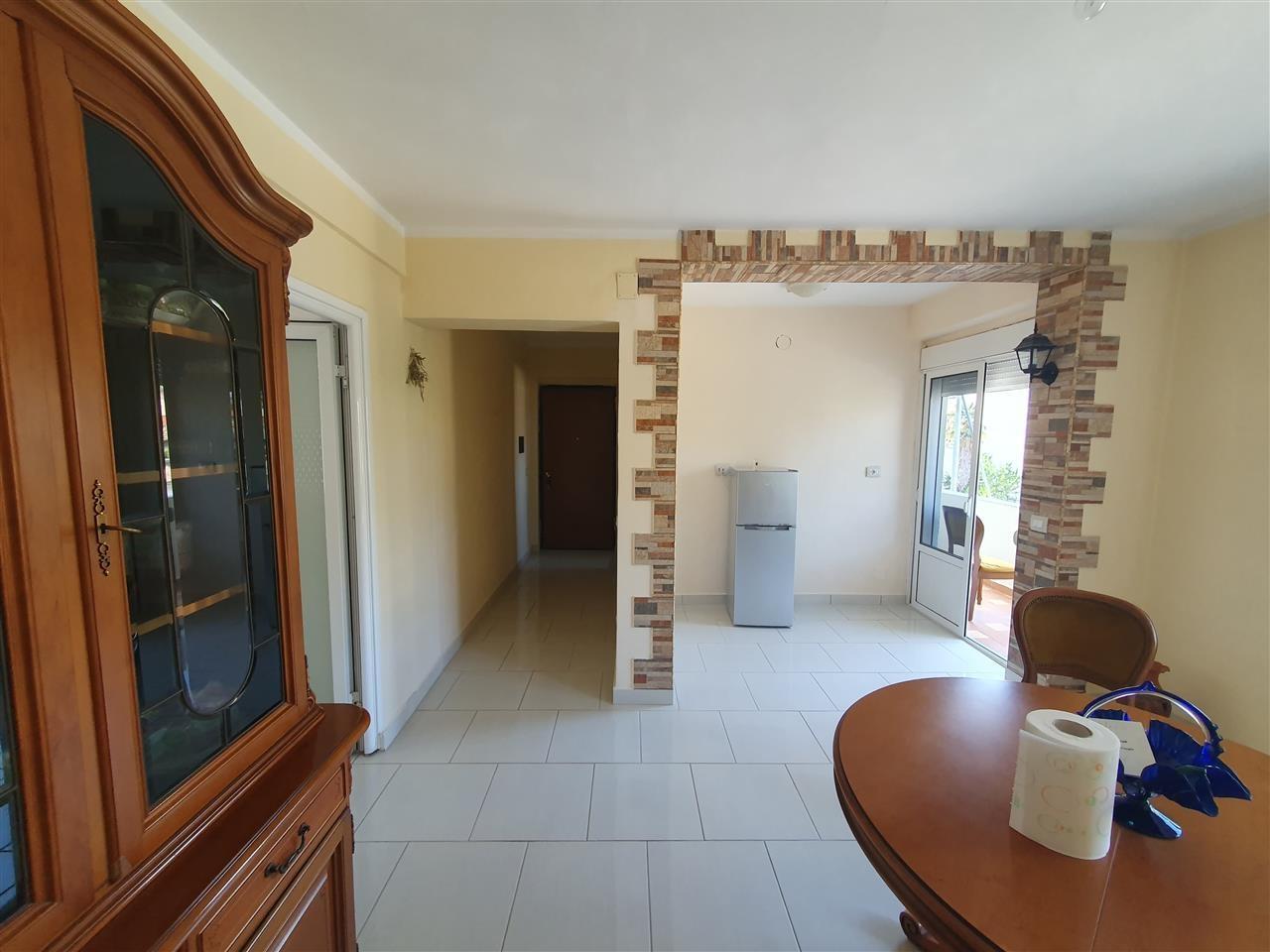 SHITET APARTAMENT 1+1 TEK RRUGA ALI DEMI, VLORE!