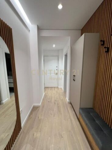 Qira Apartament 120 m² 2+1+1 Zogu i Zi 1100 €