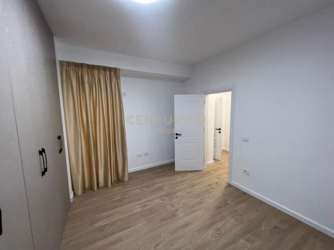 Qira Apartament 120 m² 2+1+1 Zogu i Zi 1100 €