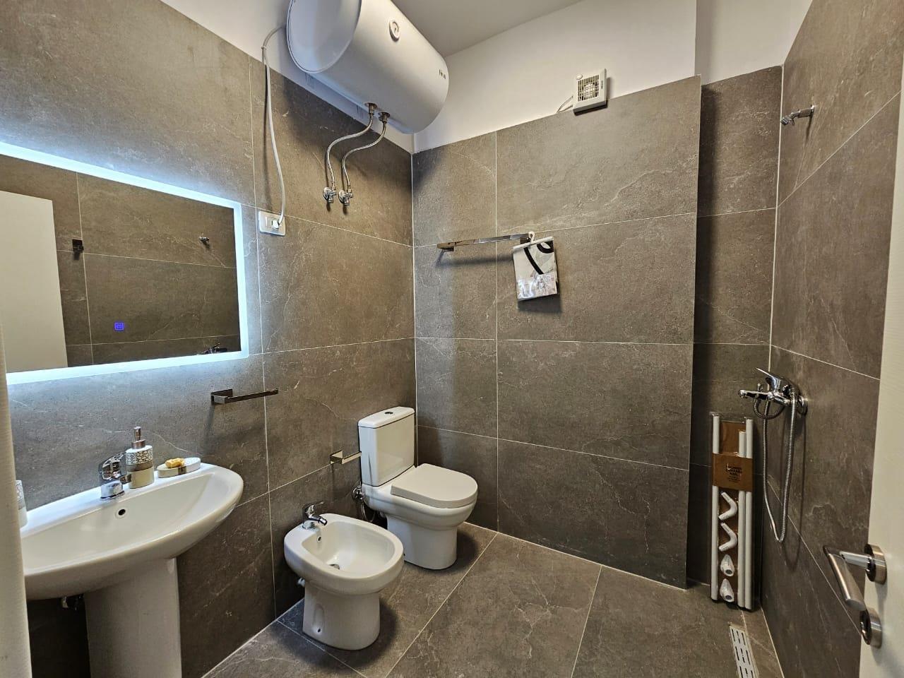 Apartament 2+1 & vend parkimi Kompleksi INERTI shpk