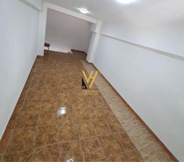 JEPET DYQAN 20 M2 ME QERA NE KOMBINAT 30.000 LEKE