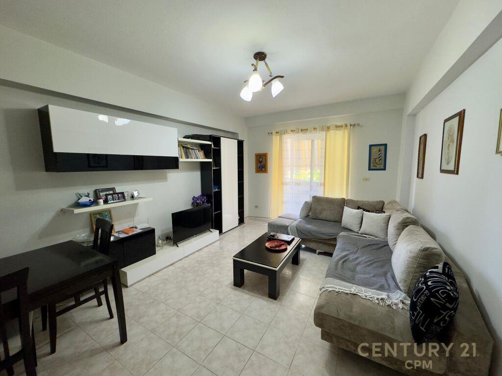 Qira Apartament 120 m² 2+1 Sheshi Wilson 600 €