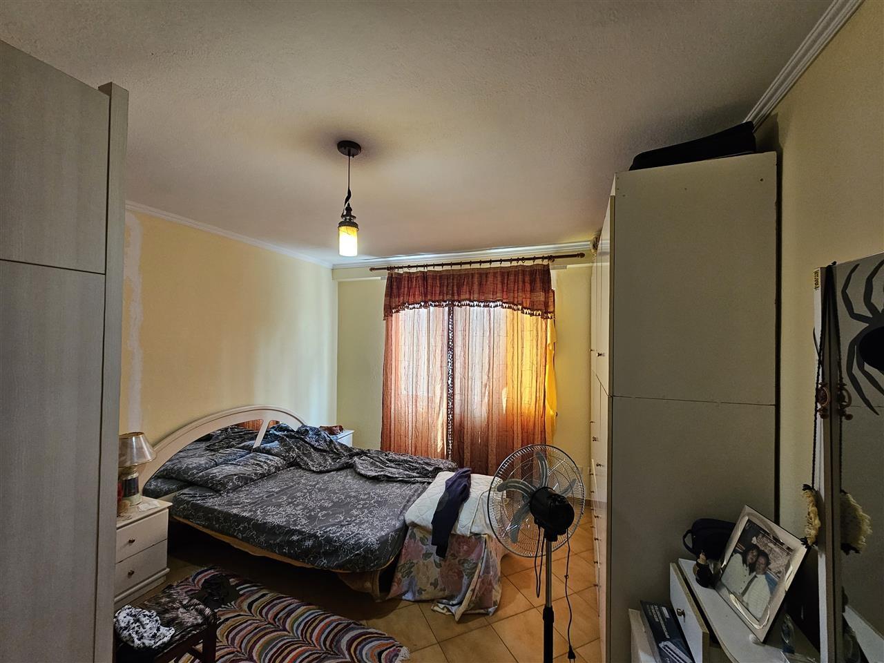 Apartament 2+1 ne shitje te Pallatet Cabej