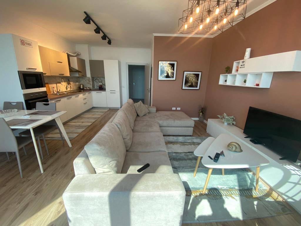 JEPET ME QERA APARTAMENT 1+1 NE VOLLGA, PAMJE BALLORE DETI !