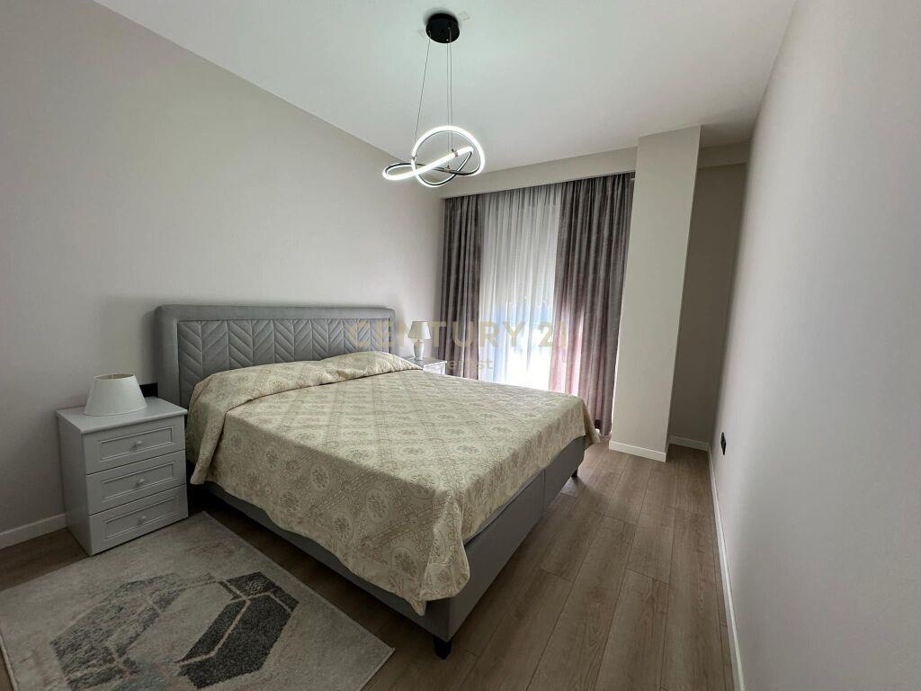 Qira Apartament 100 m² 2+1+1 Sheshi Skëndërbej 1200 €