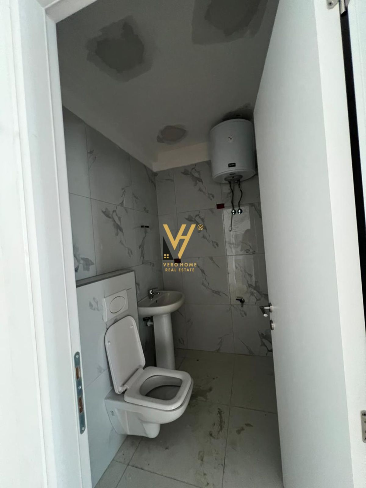 AMBIENT TEK KOMUNA E PARISIT 1.500 EURO