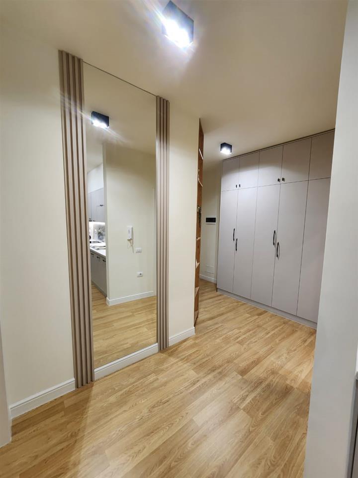 Shitet Apartamenti 1+1/ Plazh