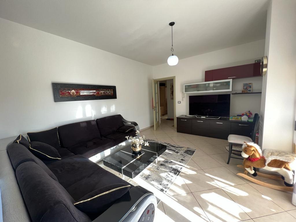 QERA,APARTAMENT 2+1,DURRES