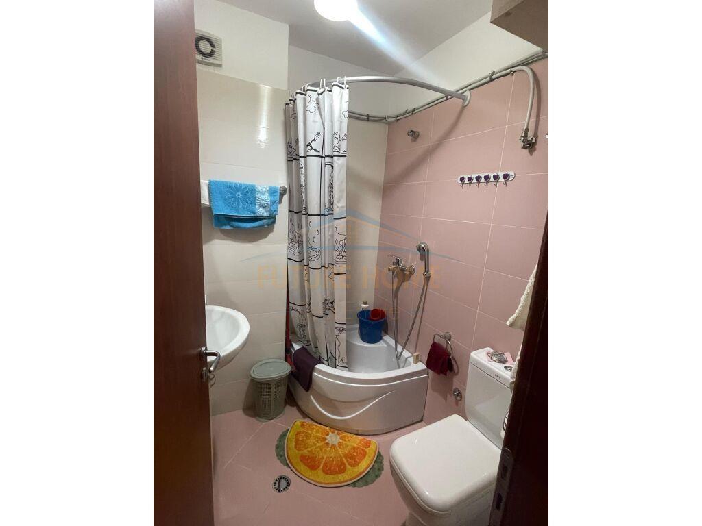 Shitet, Apartament 2+1+2+Post Parkimi, Rruga Idriz Dollaku