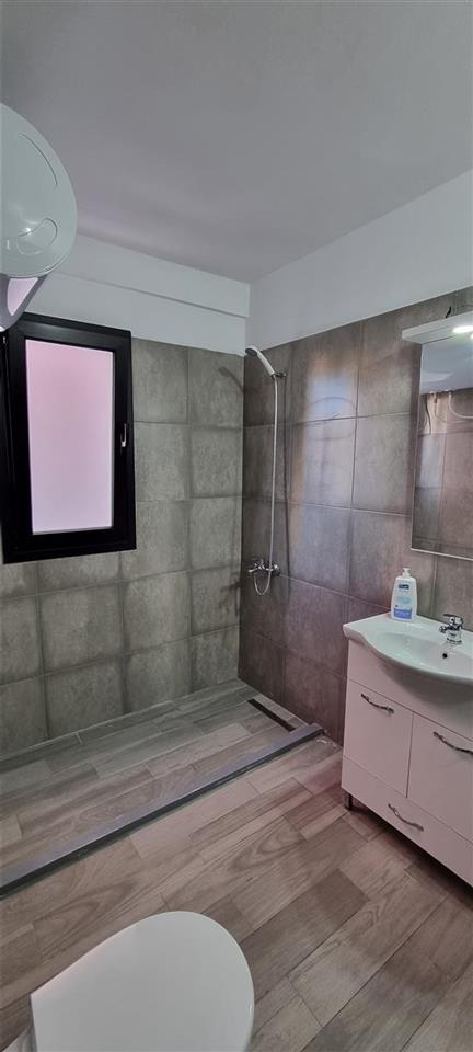 Apartament me qera ditore prane Qendres!