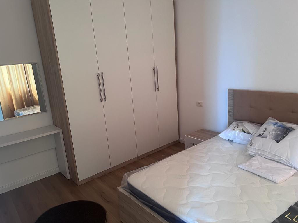 Apartament me Qera