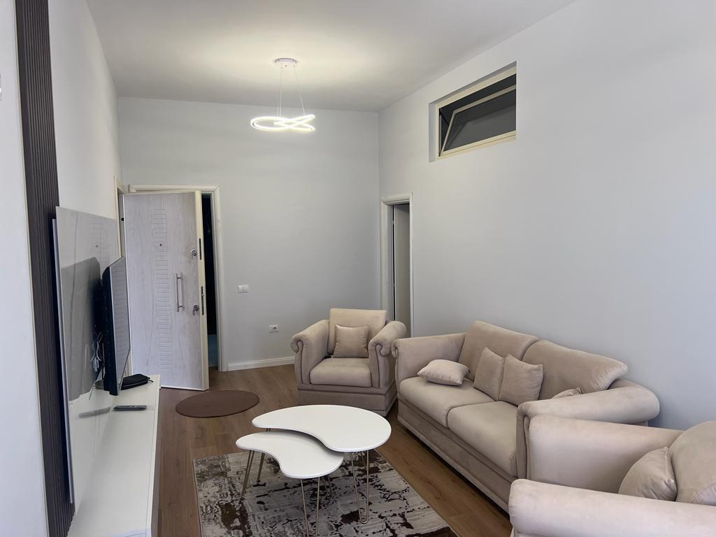 Apartament me Qera