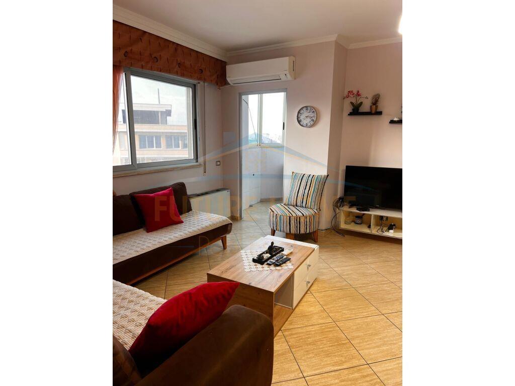 Qera, Apartament 3+1, Prane portit ,Durres
