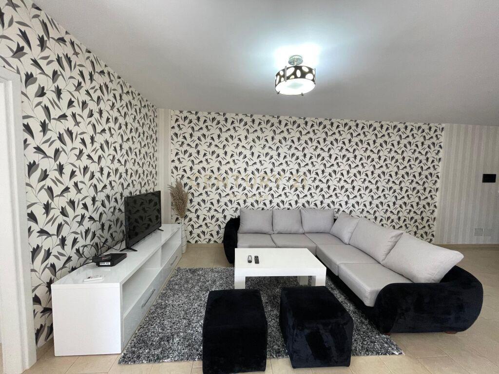 APARTAMENT 2+1 ME QIRA PRANE LION PARK, TIRANE!