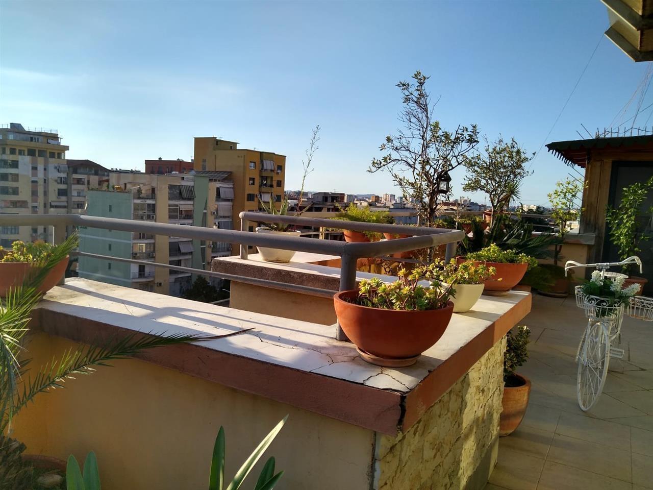 Apartament 3+1+2 me Qera tek 21 Dhjetori