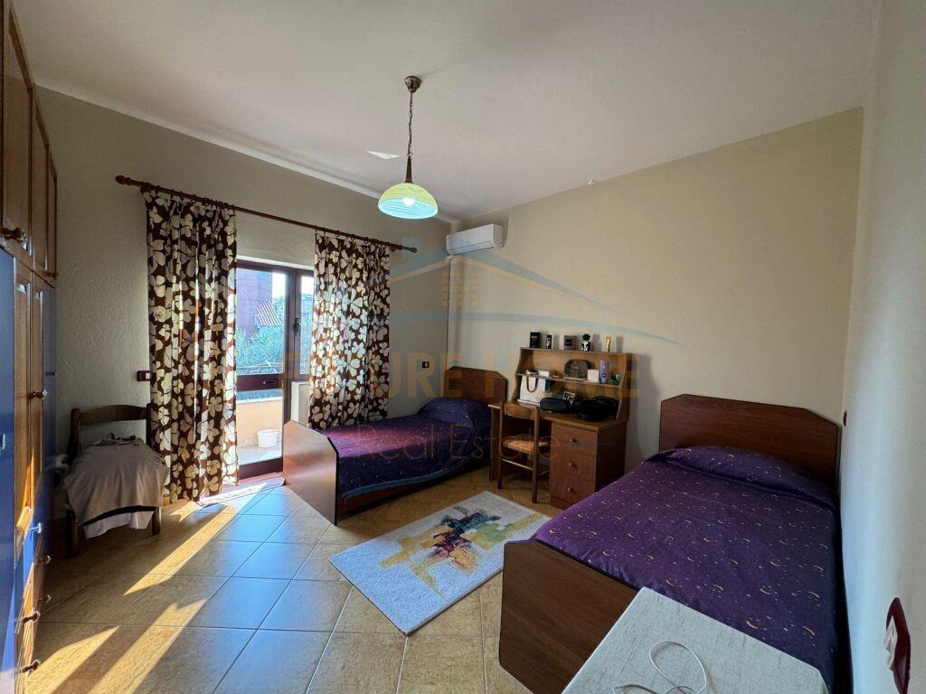 Shitet, Vilë 2 Katëshe, Plazh, Durrës