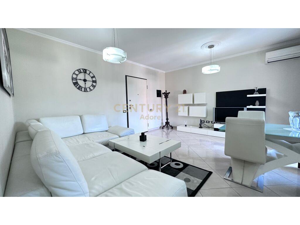 Qira Apartament 2+1+2 Ballkone+Post Parkimi Kopshti Botanik