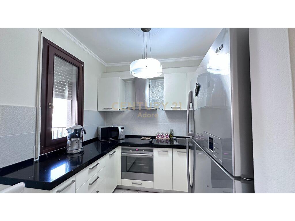 Qira Apartament 2+1+2 Ballkone+Post Parkimi Kopshti Botanik