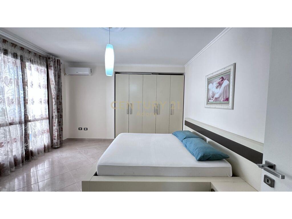 Qira Apartament 2+1+2 Ballkone+Post Parkimi Kopshti Botanik