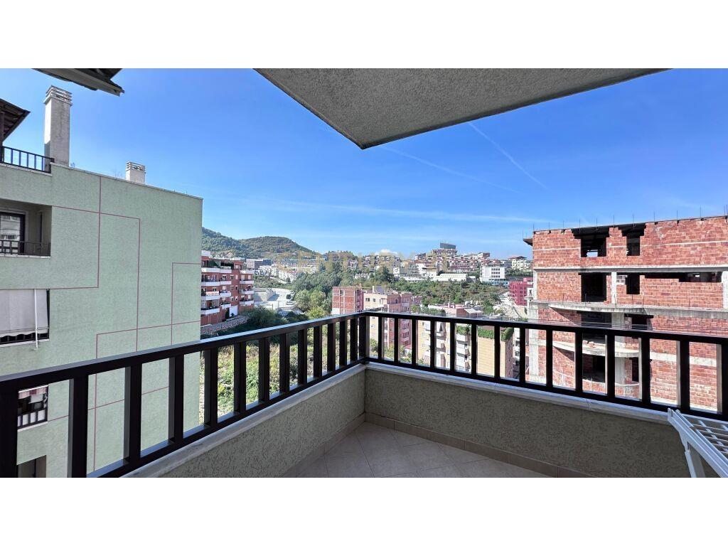 Qira Apartament 2+1+2 Ballkone+Post Parkimi Kopshti Botanik