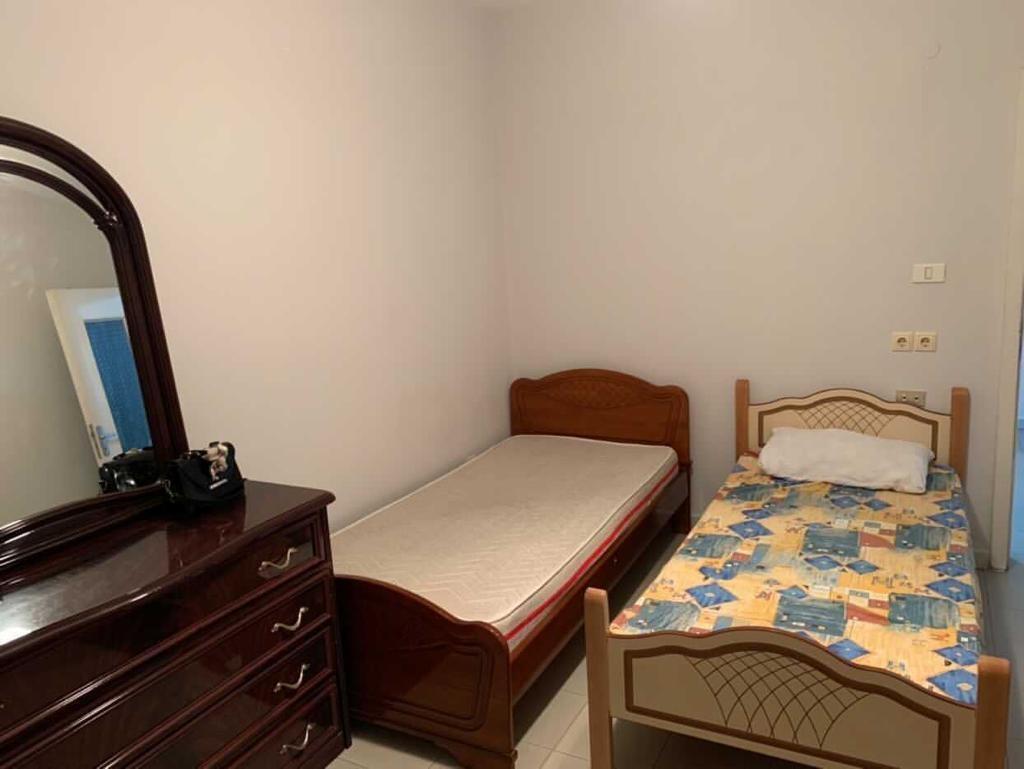 QERA 2+1 NE QENDER BULEVARDI ZOGU I PARE