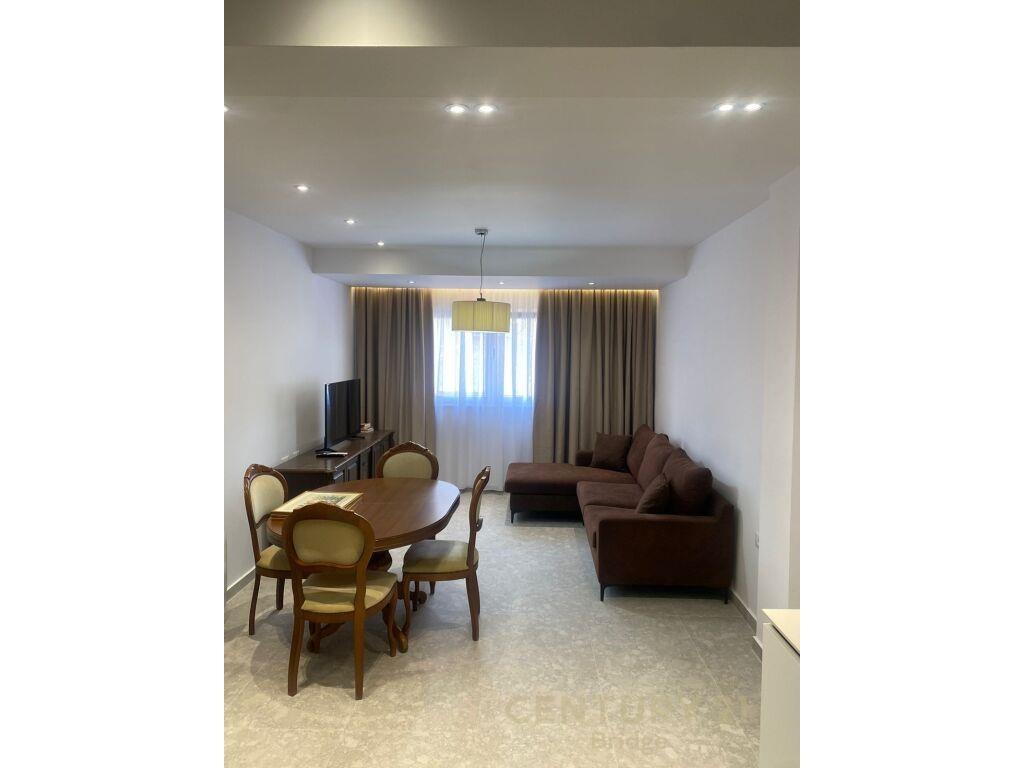 Qira Apartament 2+1+1 Sheshi Wilson 950 €