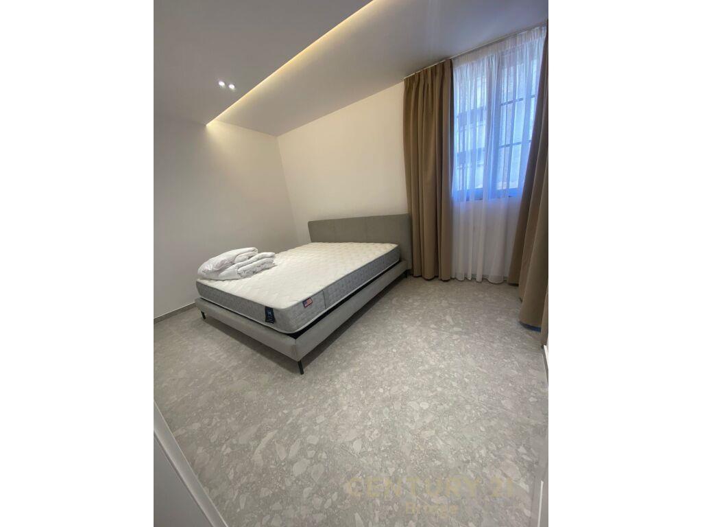 Qira Apartament 2+1+1 Sheshi Wilson 950 €