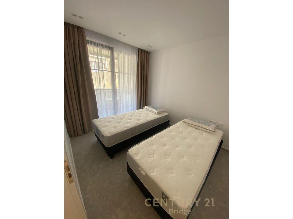 Qira Apartament 2+1+1 Sheshi Wilson 950 €