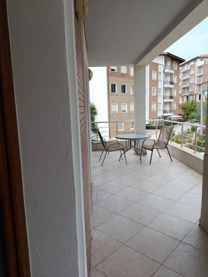 Kat vile me qera 3+1+2 ne Selite