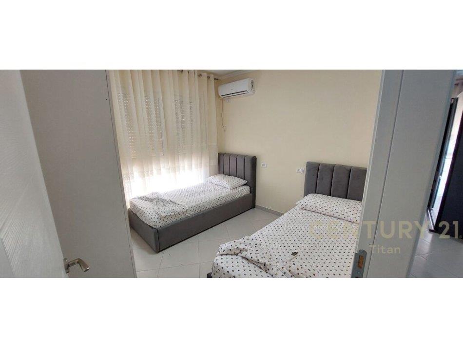 Tirane, 2+1+Ballkon Kati 6, 96 m² 180.000 prane prokurorise