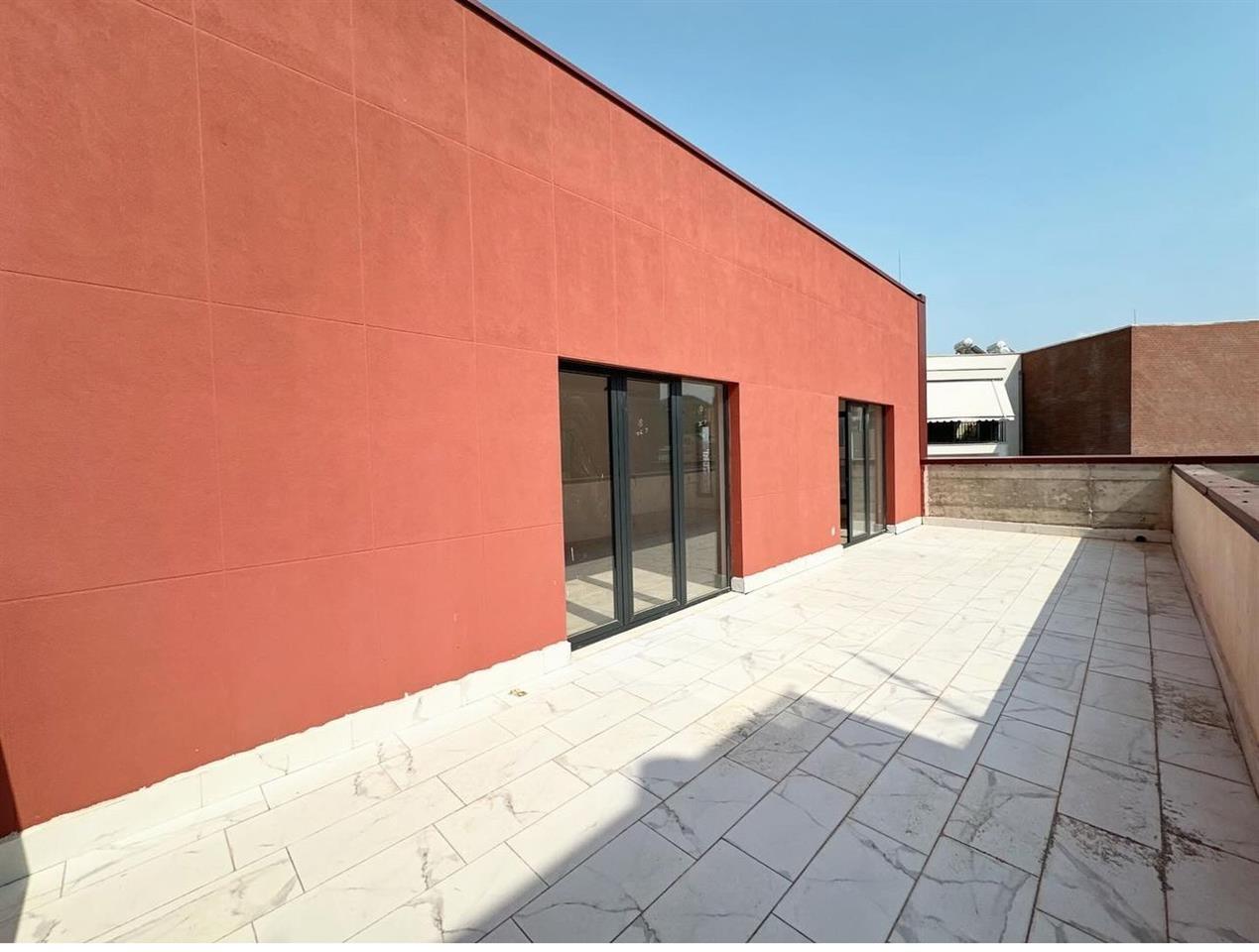 Shitet apartament kodra djellit 3+2