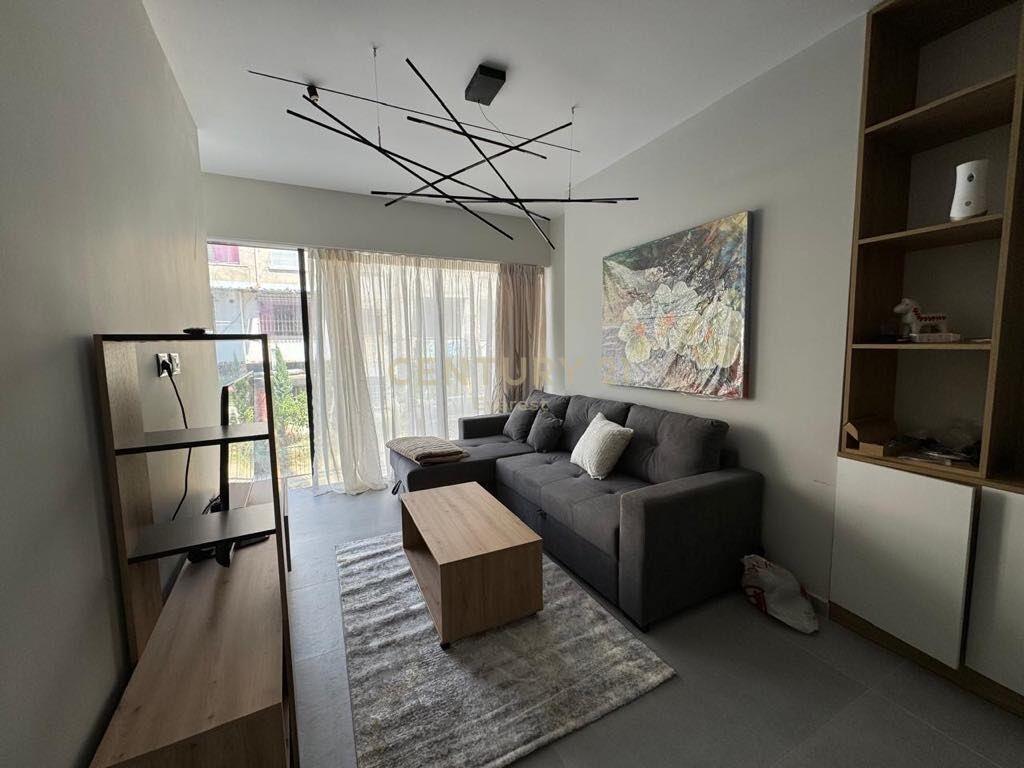 KOMISARIATI NR. 4, SHESIM APARTAMENT 1+1 everest99332