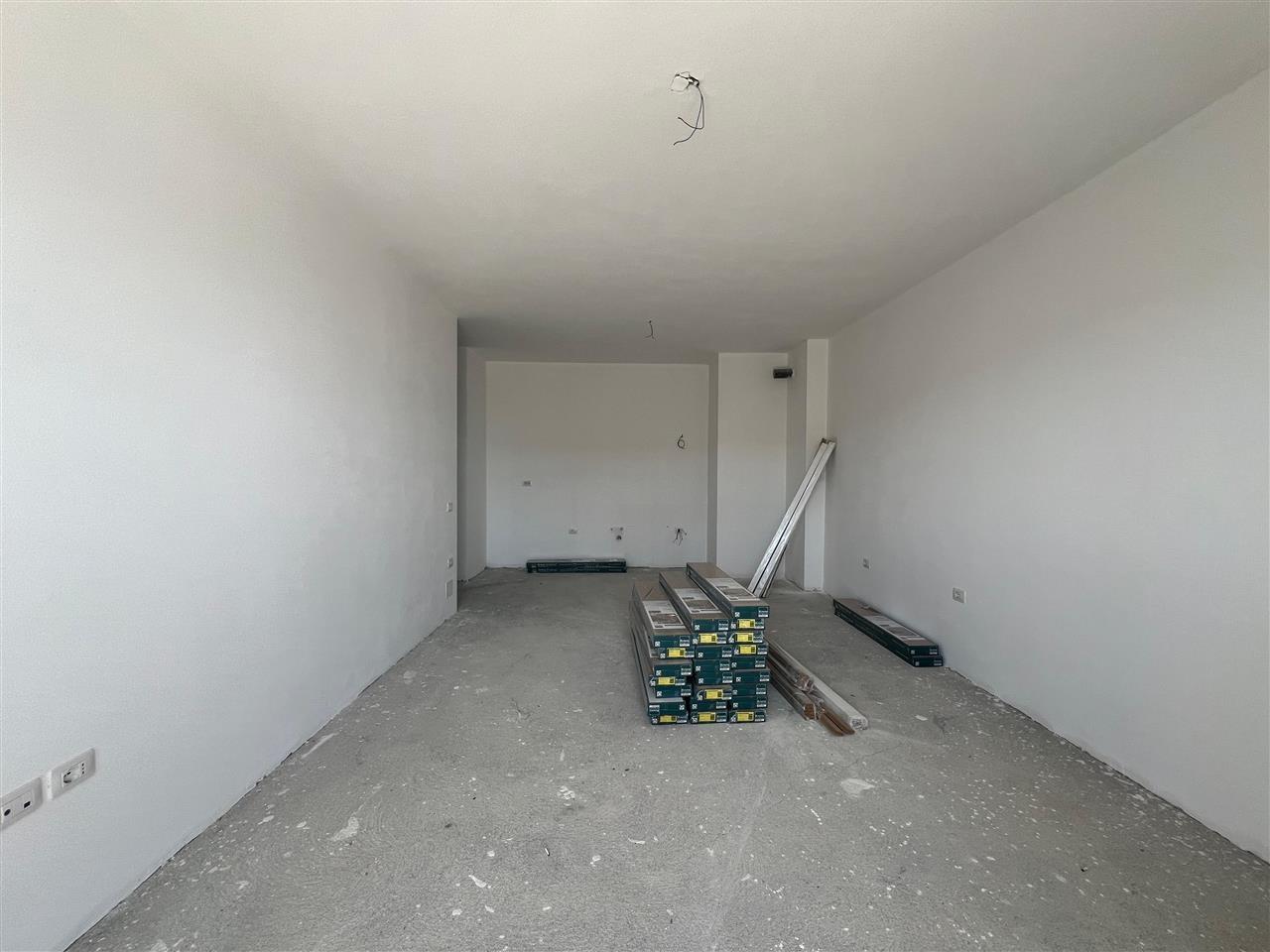 OKAZION! 800 EURO METRI KATROR