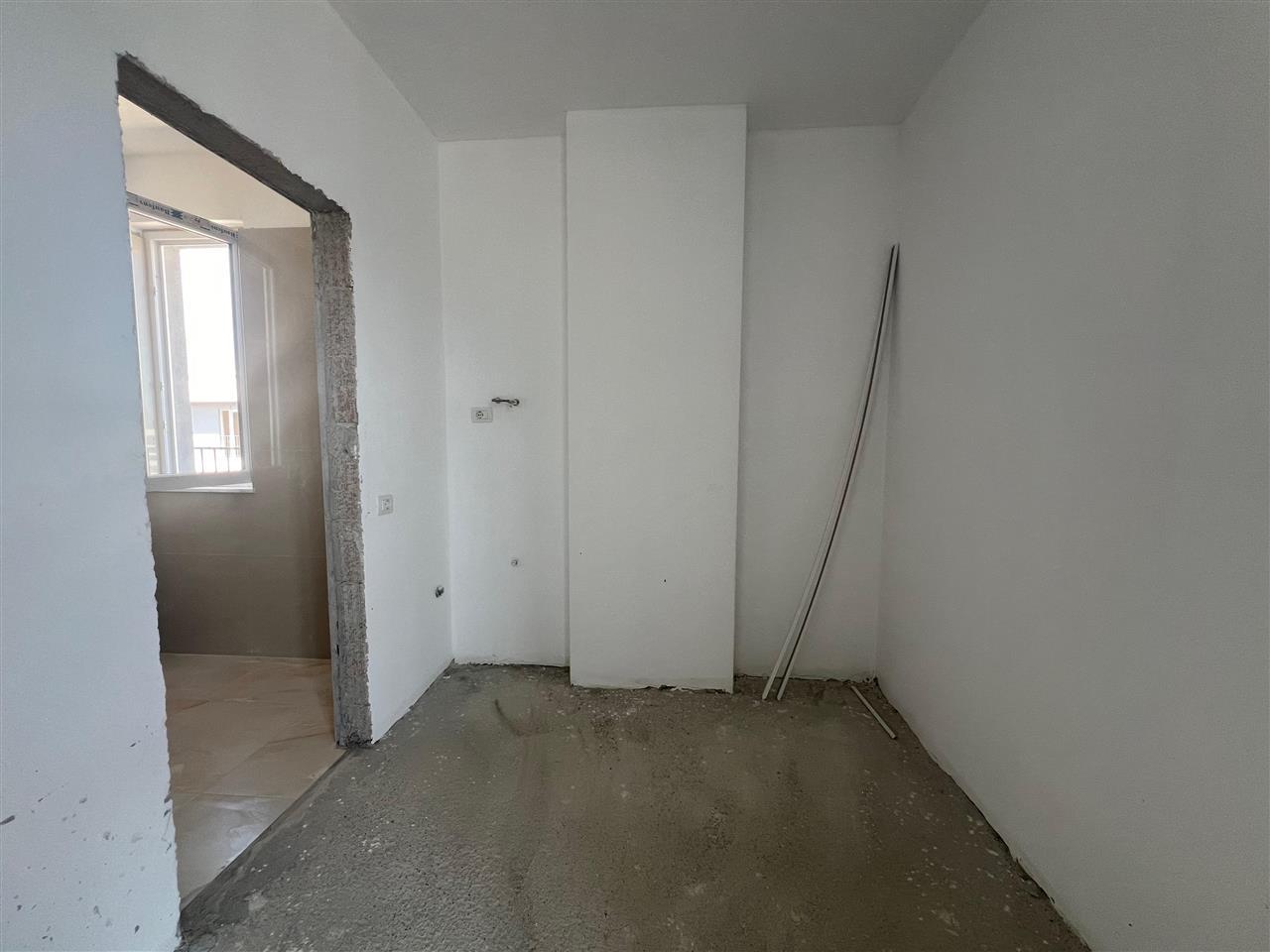 OKAZION! 800 EURO METRI KATROR