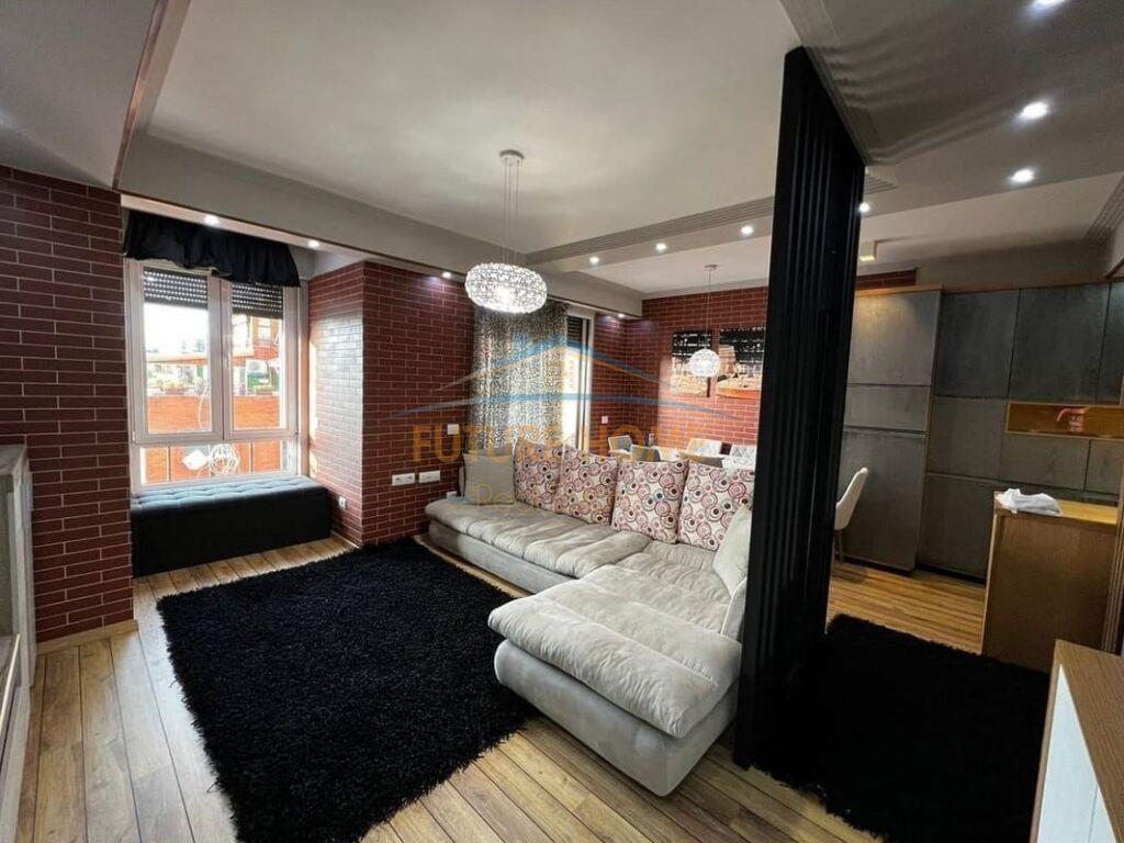 Qira,Apartament Premium, Myslym Shyri !