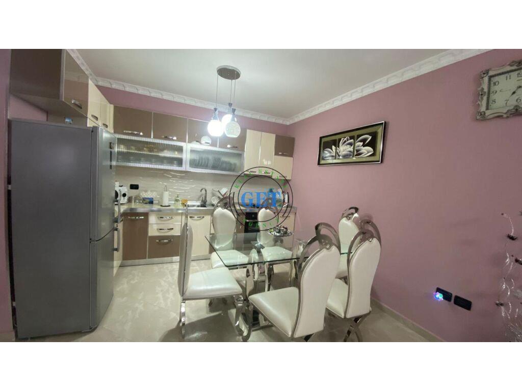 Shitet, Apartament 2+1, Tek Ish-URT, Durres