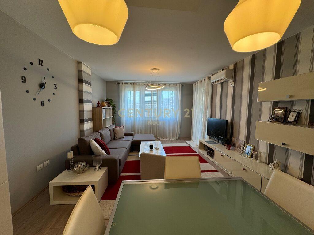 SHESIM APARTAMENT MODERN 2+1+POST PARKIMI TEK LIQENI I THATË