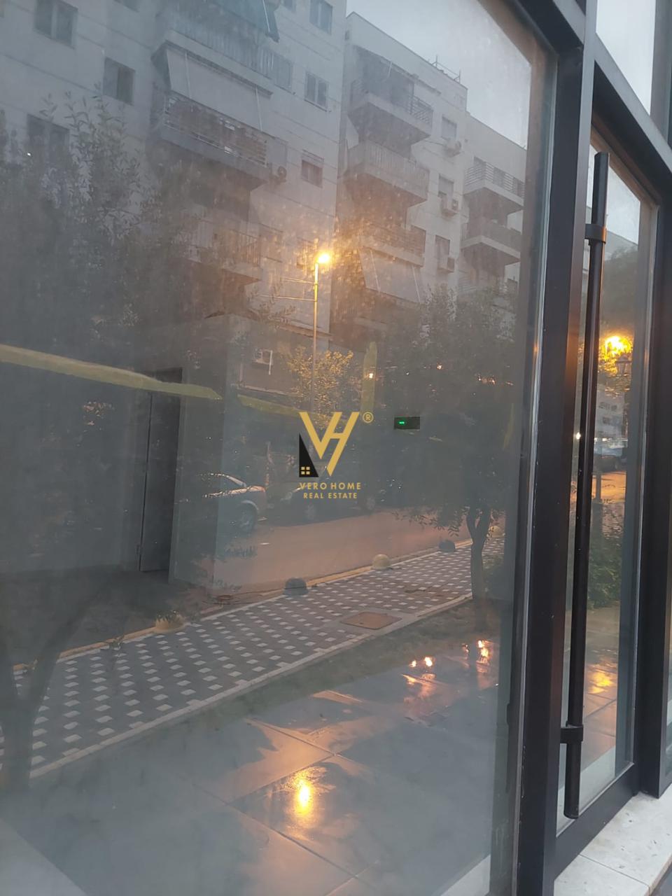 AMBIENT NE SELITE 35.000 LEKE