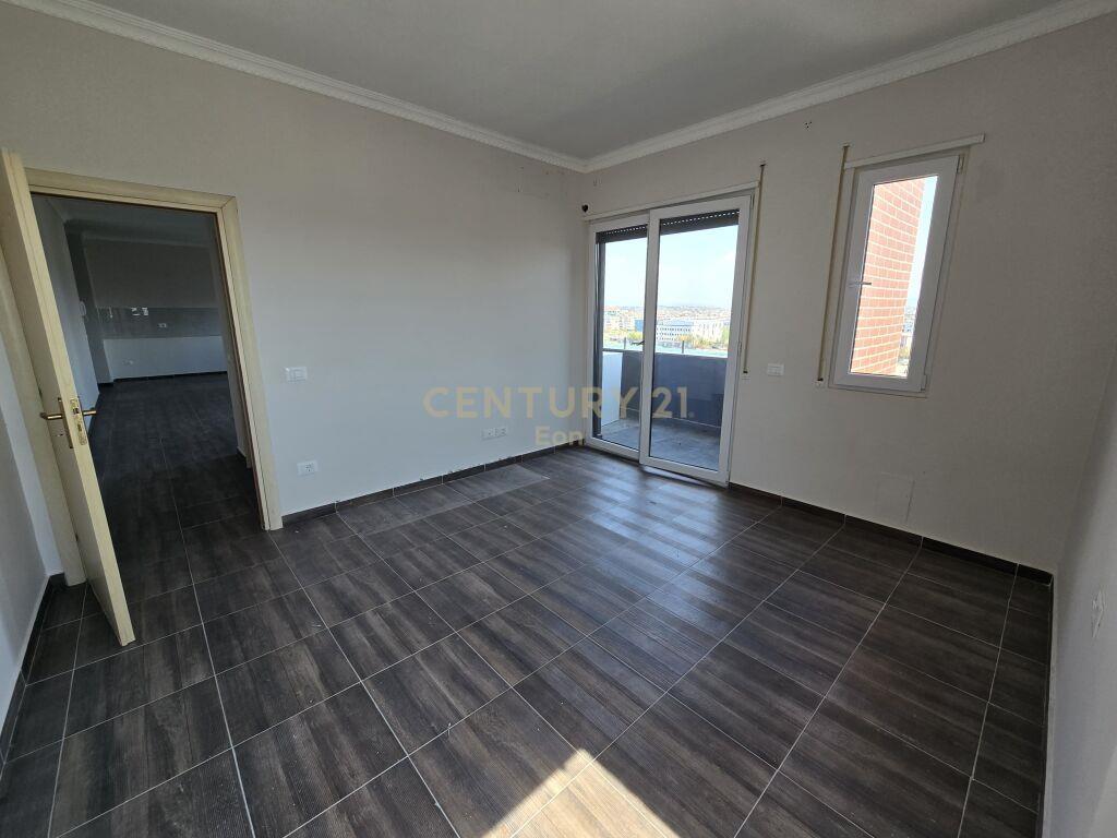 JEPET ME QIRA APARTAMENT 2+1+2 TE STADIUMIT NE DURRES!