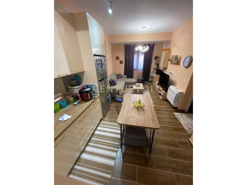 Qira, Apartament 2+1+2 600 € Neom99804