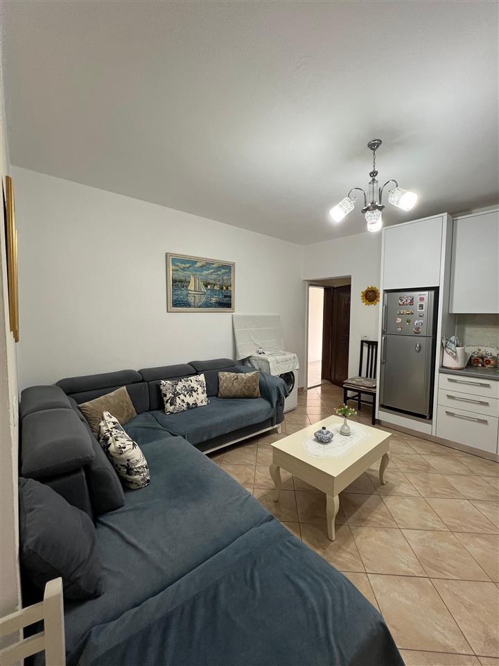 SHITET APARTAMENT 1+1 200M NGA DETI NE GOLEM!