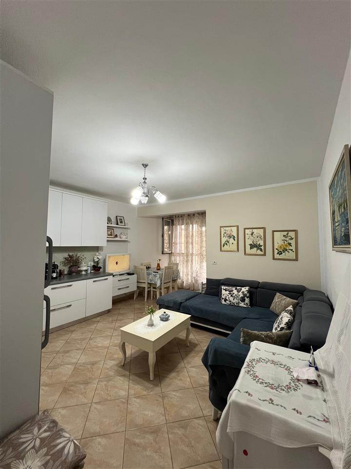 SHITET APARTAMENT 1+1 200M NGA DETI NE GOLEM!