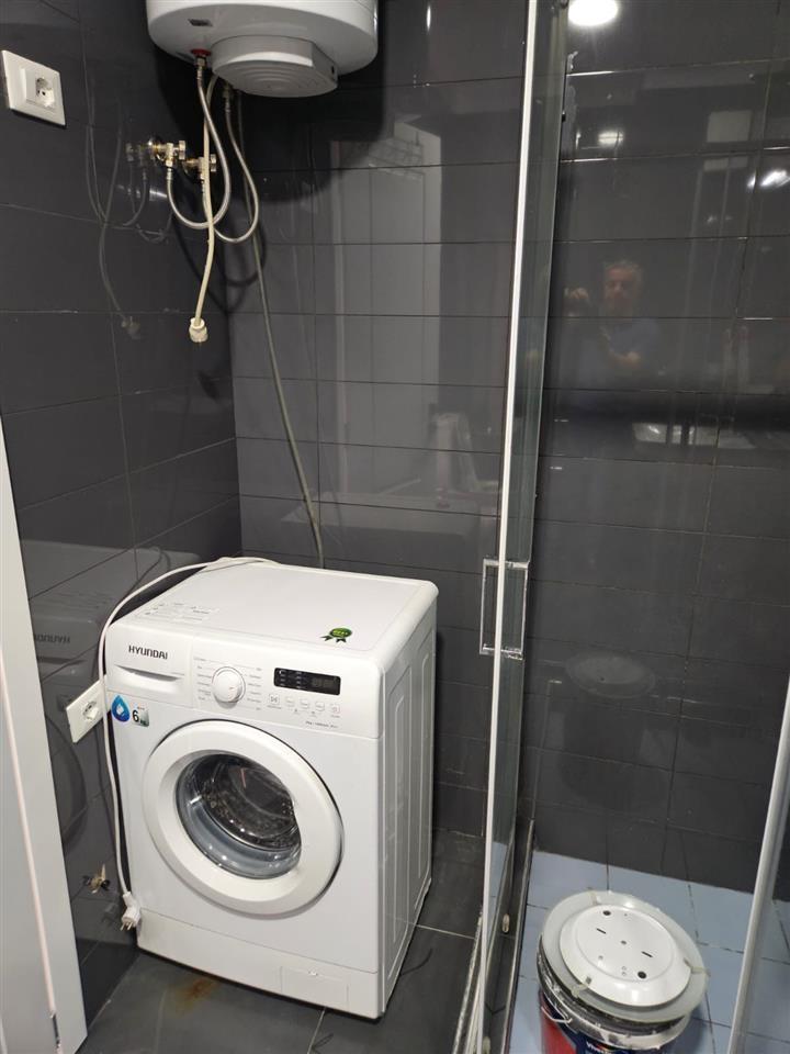 Apartament 2+1+Parking per qira tek Liqeni i Thate.