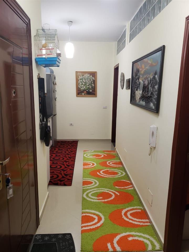 Shtepi me qera ne Astir prane Vila L