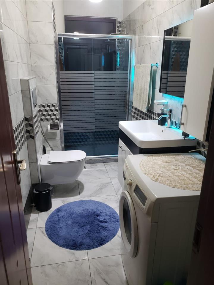 Shtepi me qera ne Astir prane Vila L