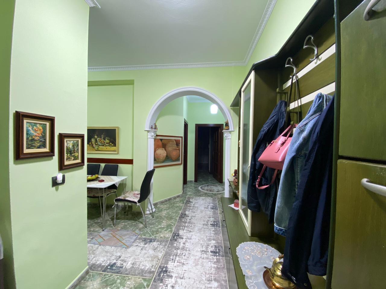 JAPIM ME QIRA APARTAMENT 2+1 NE MYSLYM SHYR