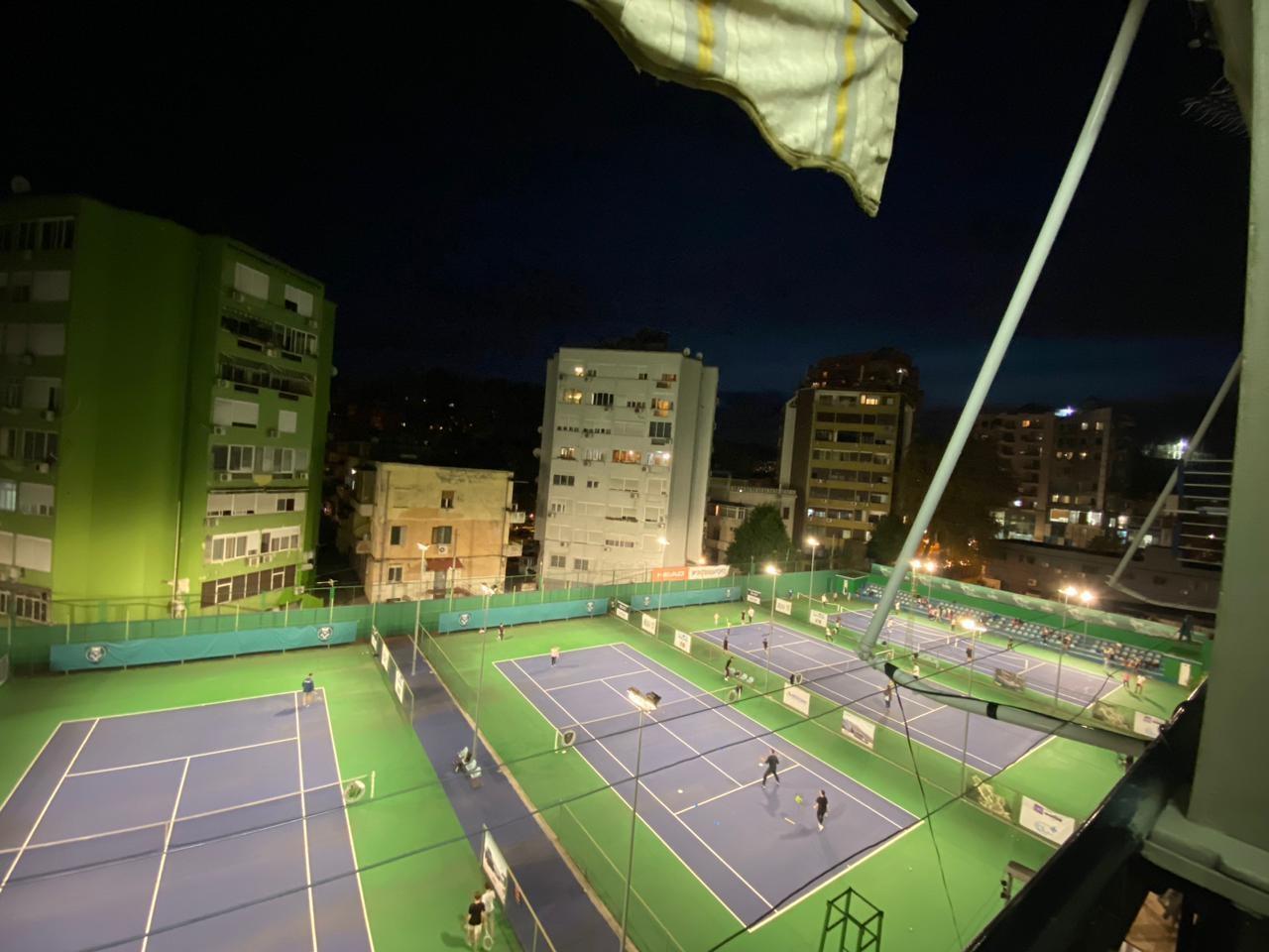 JAPIM ME QIRA APARTAMENT 2+1 NE MYSLYM SHYR