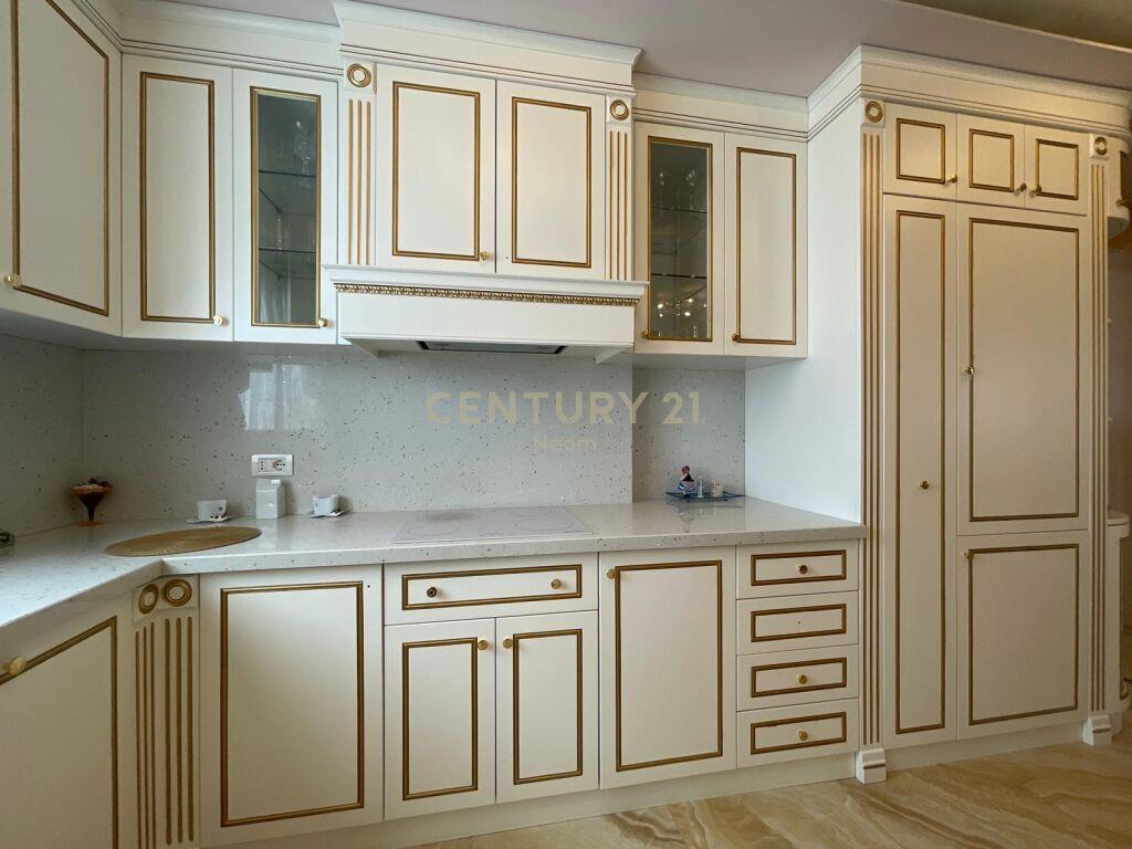 QIRA, PENTHOUSE MODERN 4+1+2 me POST PARKIMI ‼️ Neom99812