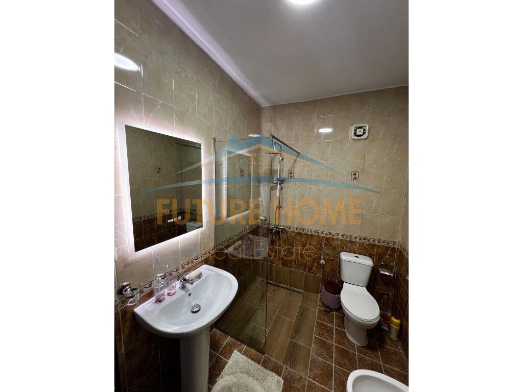Qera, Apartament 2+1 Komuna e Parisit